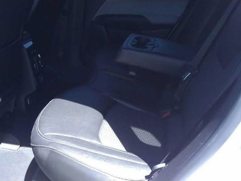 Used 2024 Jeep Compass Latitude AWD/4WD image 4