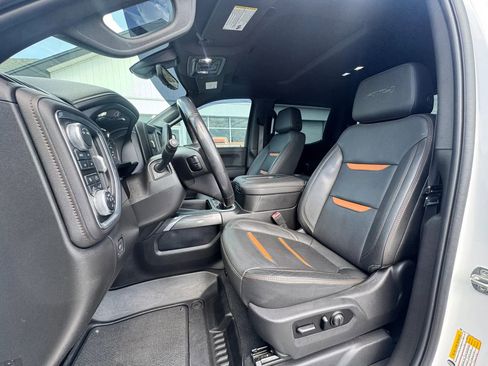 Used 2021 GMC Sierra 1500 AT4 w/ AT4 Premium Package AWD/4WD image 10