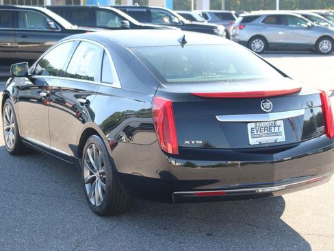 Used 2013 Cadillac XTS FWD image 5