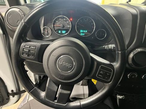 Used 2016 Jeep Wrangler Sport AWD/4WD image 19