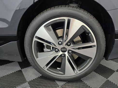 New 2025 Audi A6 e-tron Premium Plus RWD image 20