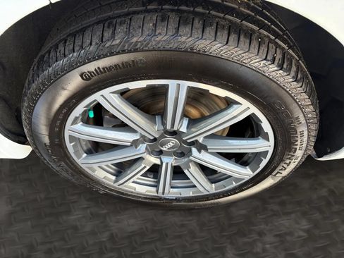 Used 2017 Audi Q7 3.0T Premium Plus AWD/4WD image 45