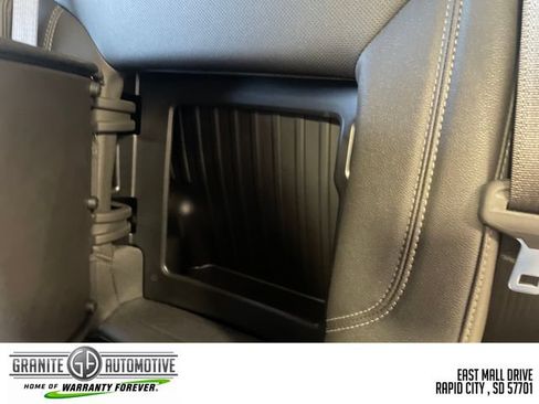 Used 2024 GMC Sierra 1500 SLT AWD/4WD image 33