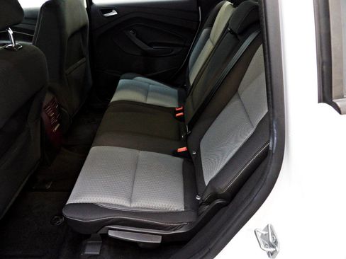 Used 2017 Ford C-MAX SE image 10