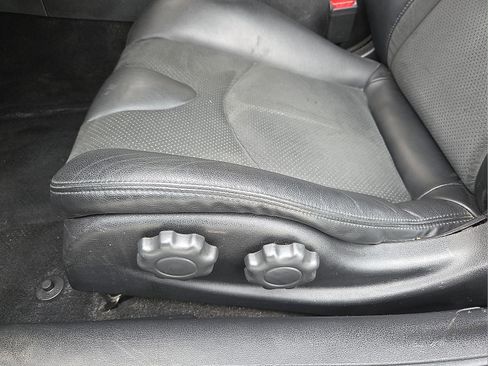 Used 2024 Nissan Z Performance w/ Floor Mat Package RWD image 13