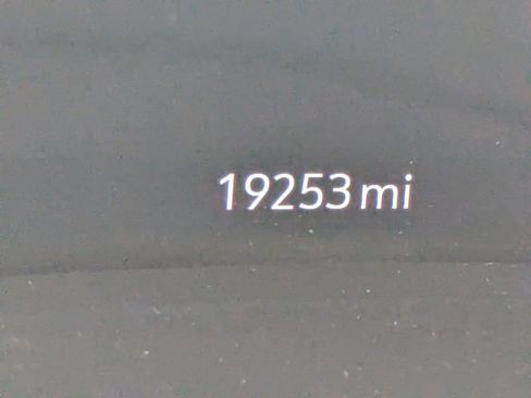 Used 2023 Buick Envision Avenir image 9