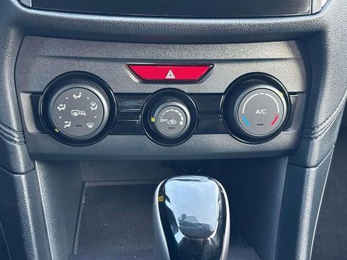 Used 2019 Subaru Crosstrek 2.0i Premium w/ Eyesight System image 29