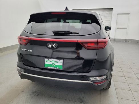 Used 2020 Kia Sportage LX w/ LX Popular Package AWD/4WD image 7