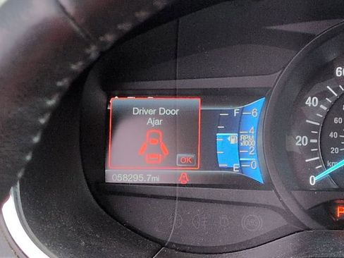 Used 2017 Ford Edge Titanium w/ Equipment Group 301A image 21