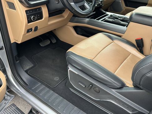 Certified 2023 Ford F250 Lariat AWD/4WD image 13
