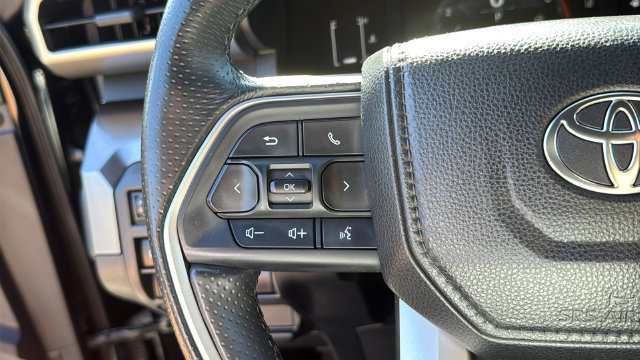 Certified 2025 Toyota 4Runner SR5 AWD/4WD image 12