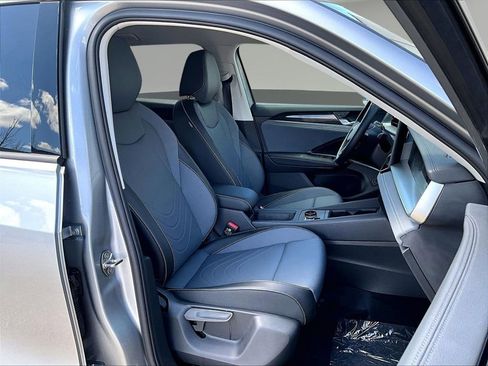 New 2026 Volkswagen Tiguan SE AWD/4WD image 11
