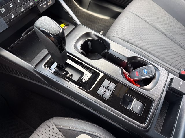 New 2026 Subaru Outback Limited AWD/4WD image 15