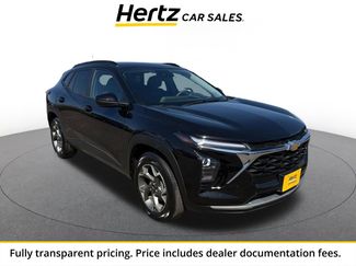 Used 2025 Chevrolet Trax LT FWD video 1