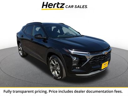 Used 2025 Chevrolet Trax LT