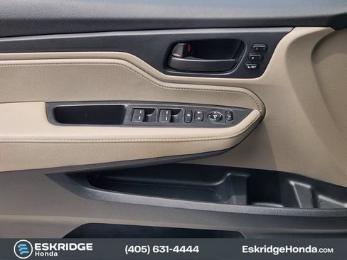 Used 2023 Honda Odyssey EX-L image 23