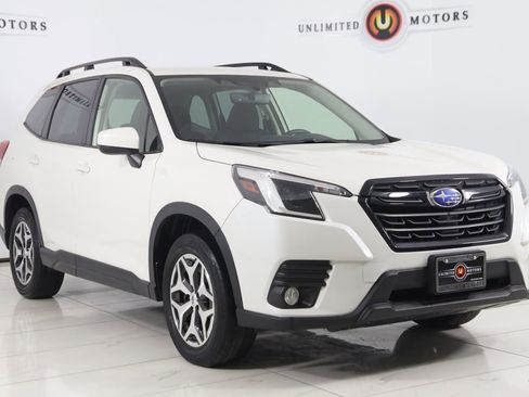 Used 2023 Subaru Forester Premium image 19