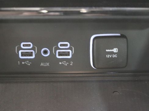 Used 2023 Jeep Grand Cherokee L Limited w/ Luxury Tech Group II AWD/4WD image 52