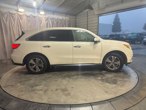 Used 2017 Acura MDX FWD image 3