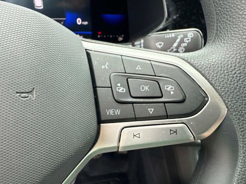 Used 2022 Volkswagen Taos S image 21