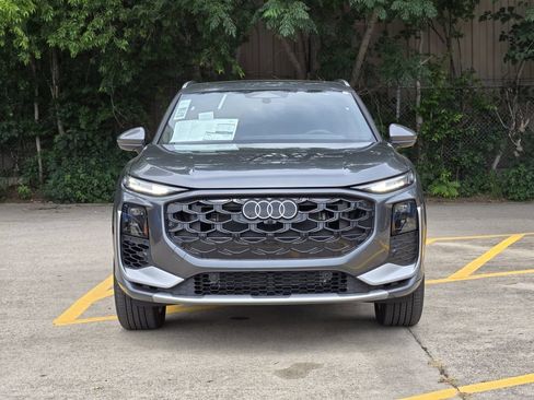 New 2026 Audi Q3 quattro 2.0T AWD/4WD image 4