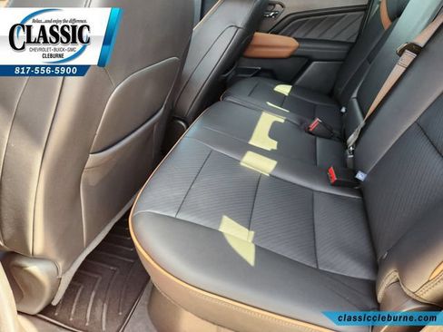 Used 2024 GMC Canyon AT4 w/ AT4 Premium Package AWD/4WD image 29