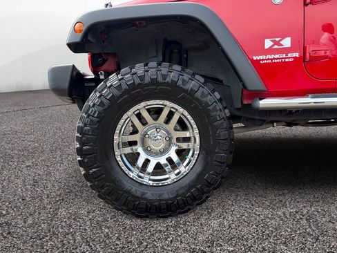 Used 2009 Jeep Wrangler Unlimited X w/ Trailer Tow Group AWD/4WD image 9