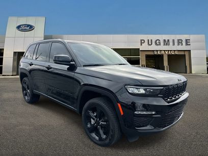 Used 2025 Jeep Grand Cherokee Limited w/ Luxury Tech Group II