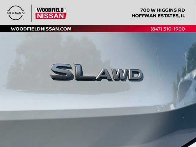 Certified 2025 Nissan Rogue SL w/ SL Premium Package AWD/4WD image 12