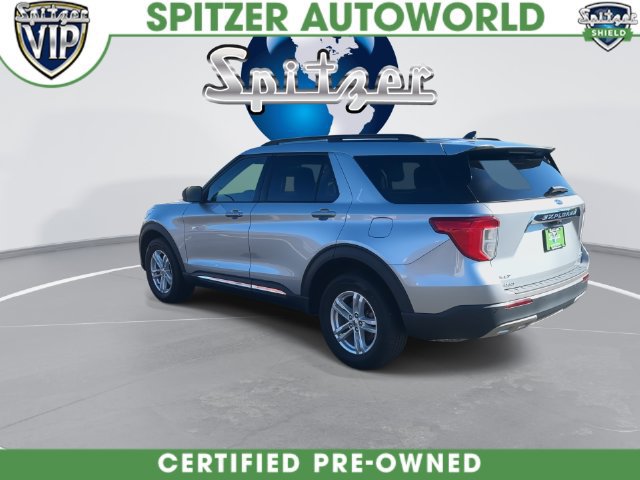 Used 2023 Ford Explorer XLT w/ Equipment Group 202A AWD/4WD image 11