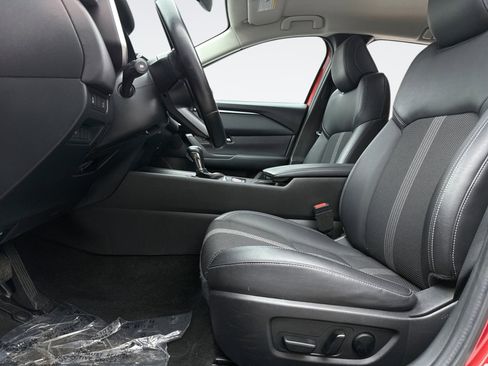 Used 2024 MAZDA CX-50 AWD 2.5 S w/ Preferred Package image 11