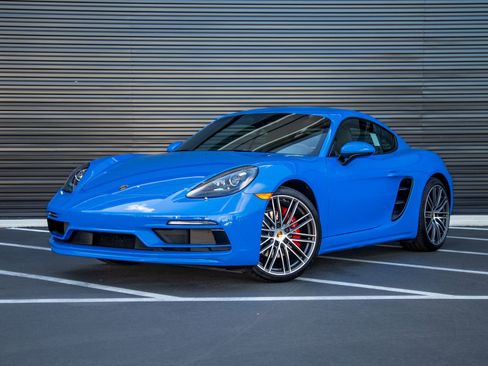 Certified 2025 Porsche 718 Cayman S RWD image 1