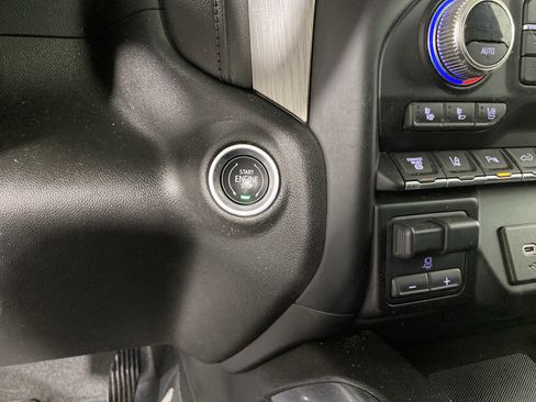 Used 2023 GMC Sierra 2500 Denali w/ Denali Black Diamond Edition image 26