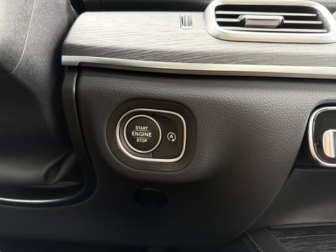 New 2026 Mercedes-Benz GLE 350 4MATIC image 21