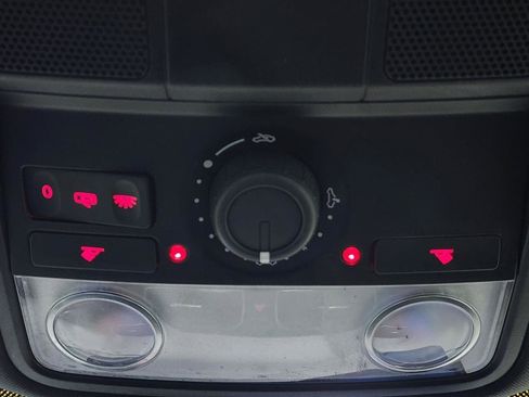 Used 2014 Volkswagen GTI Driver's Edition FWD image 19