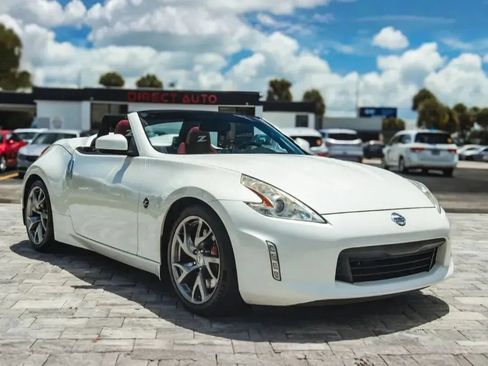 Used 2013 Nissan 370Z Touring w/ Sport Pkg RWD image 1