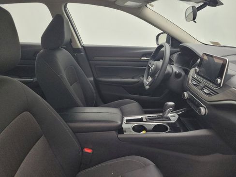 Used 2024 Nissan Altima 2.5 SV image 21