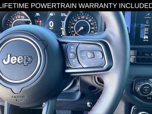 Used 2024 Jeep Gladiator Rubicon w/ Convenience Group AWD/4WD image 26