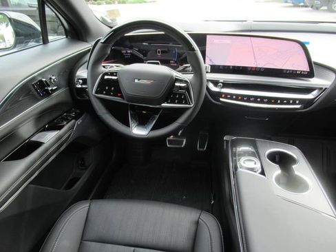 New 2026 Cadillac Lyriq V image 14