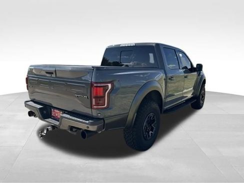 Used 2018 Ford F150 Raptor w/ Equipment Group 802A Luxury AWD/4WD image 3