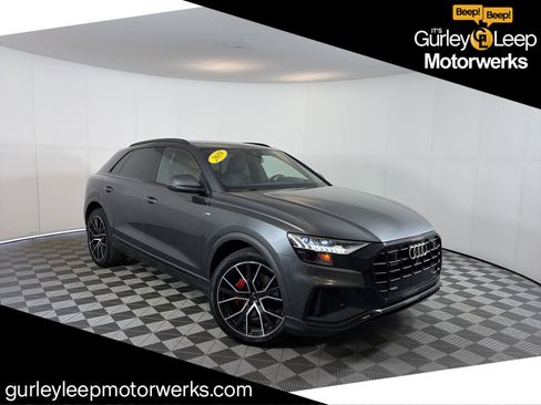 Used 2019 Audi Q8 Prestige AWD/4WD image 1