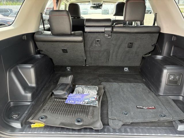 Used 2021 Toyota 4Runner TRD Off-Road Premium w/ Moonroof Package AWD/4WD image 18
