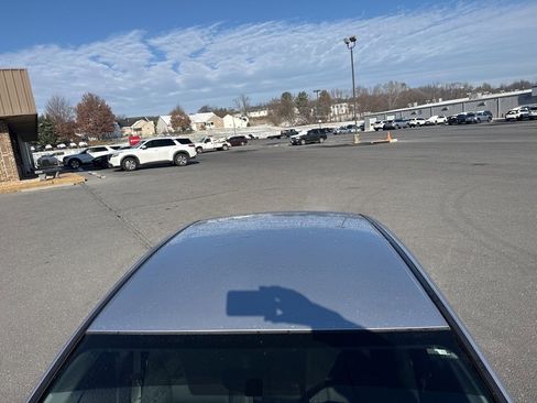 Used 2014 Honda Accord Sport image 9