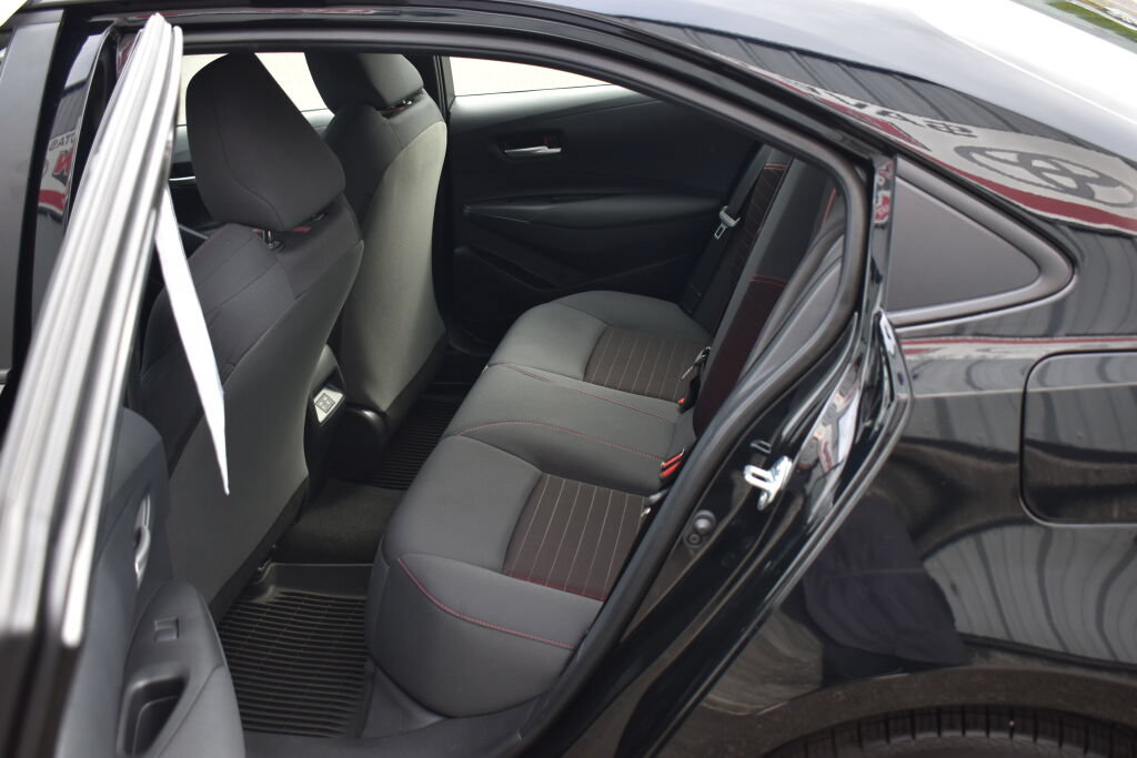 Used 2026 Toyota Corolla SE FWD image 20