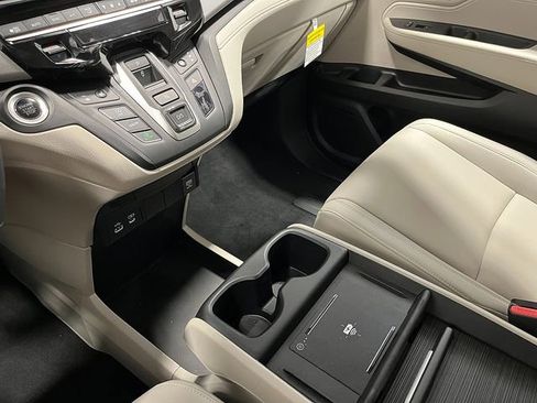 New 2026 Honda Odyssey EX-L image 13