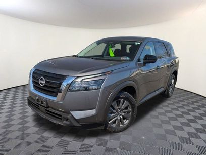 Used 2024 Nissan Pathfinder S