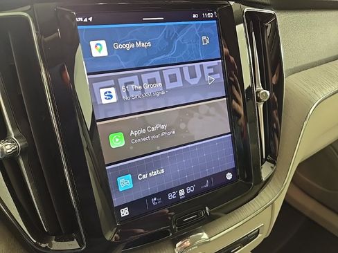 Certified 2023 Volvo XC60 B5 Plus w/ Climate Package image 23