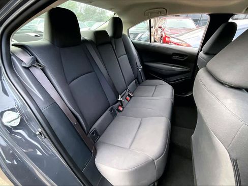 Used 2024 Toyota Corolla LE image 19