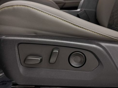 Used 2024 Chevrolet Colorado ZR2 w/ Technology Package image 28