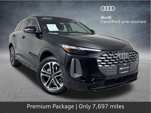 Used 2025 Audi Q5 Premium w/ Convenience Package AWD/4WD image 1